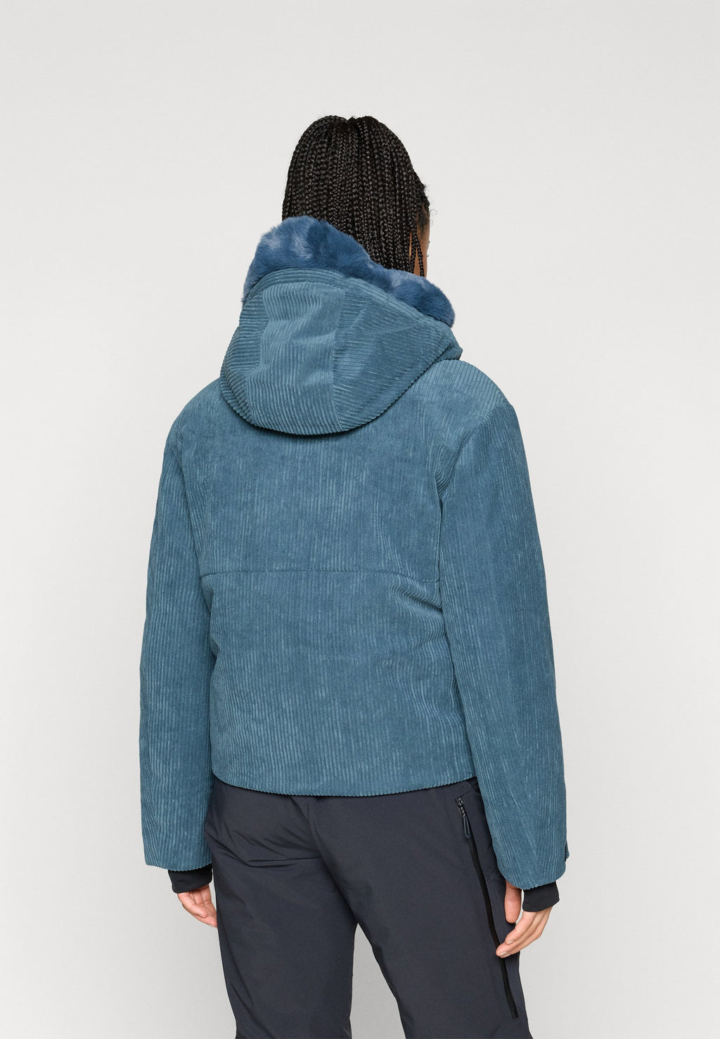 ST MORITZ FASHION Media 4