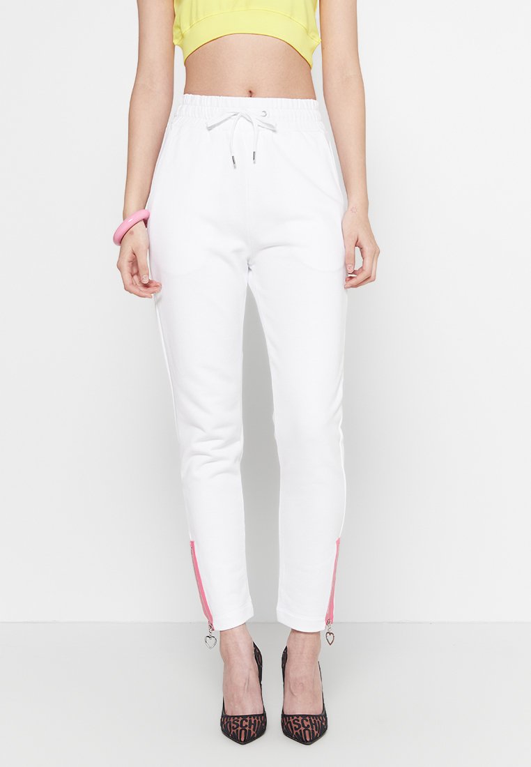 Love Moschino