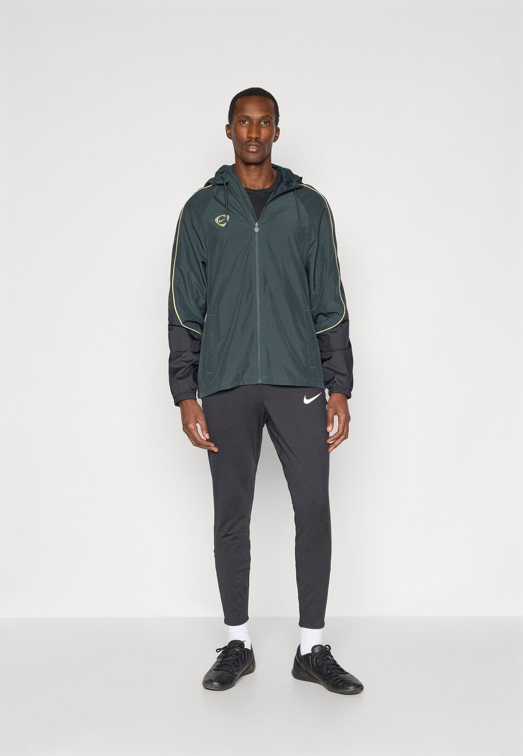 Nike Performance