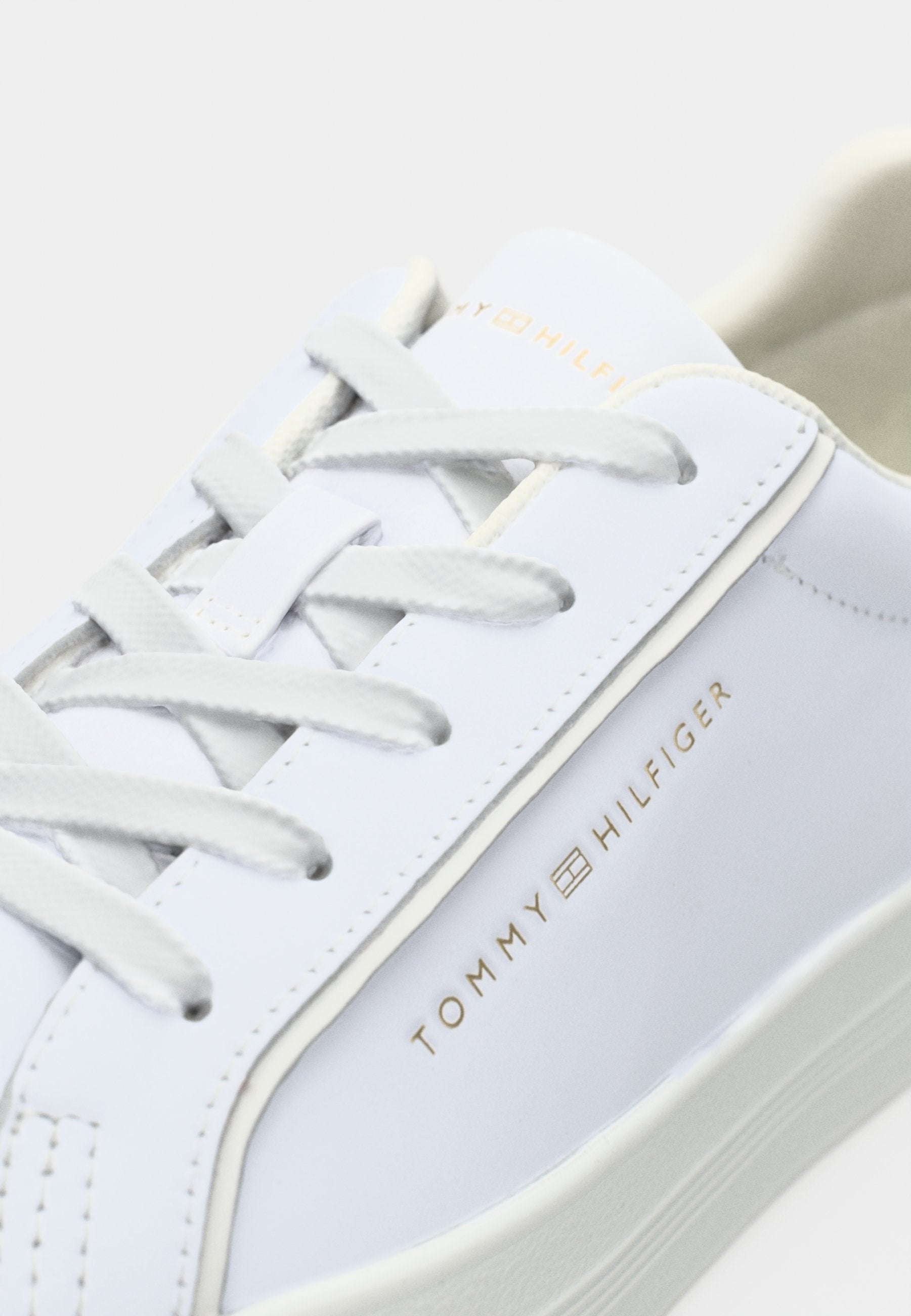 ESSENTIAL VULC Media 7