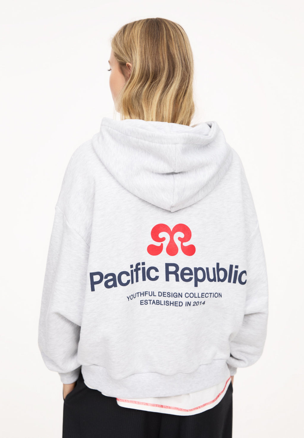 PULL&BEAR PACIFIC REPUBLIC