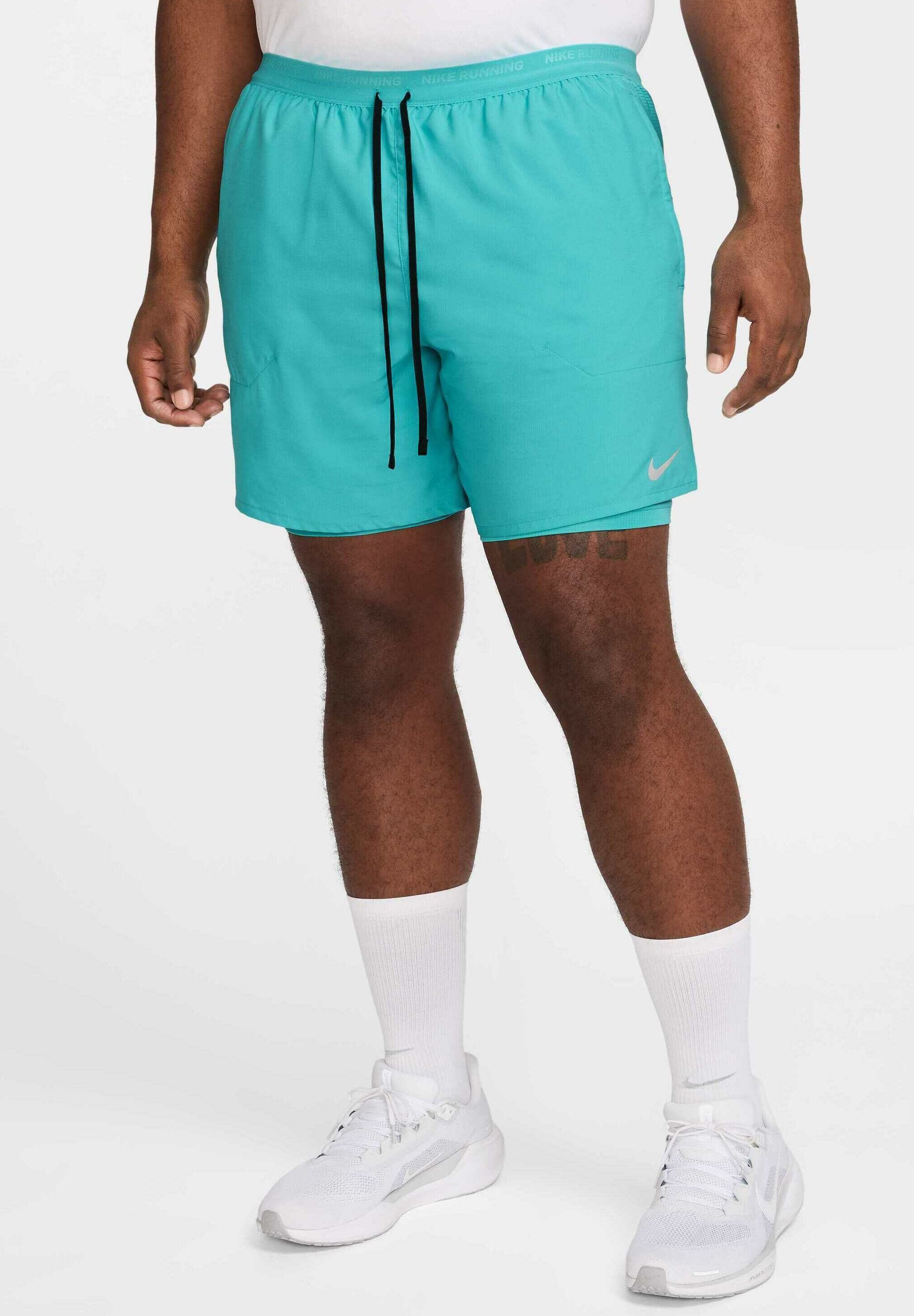 Nike Performance STRIDE SHORT