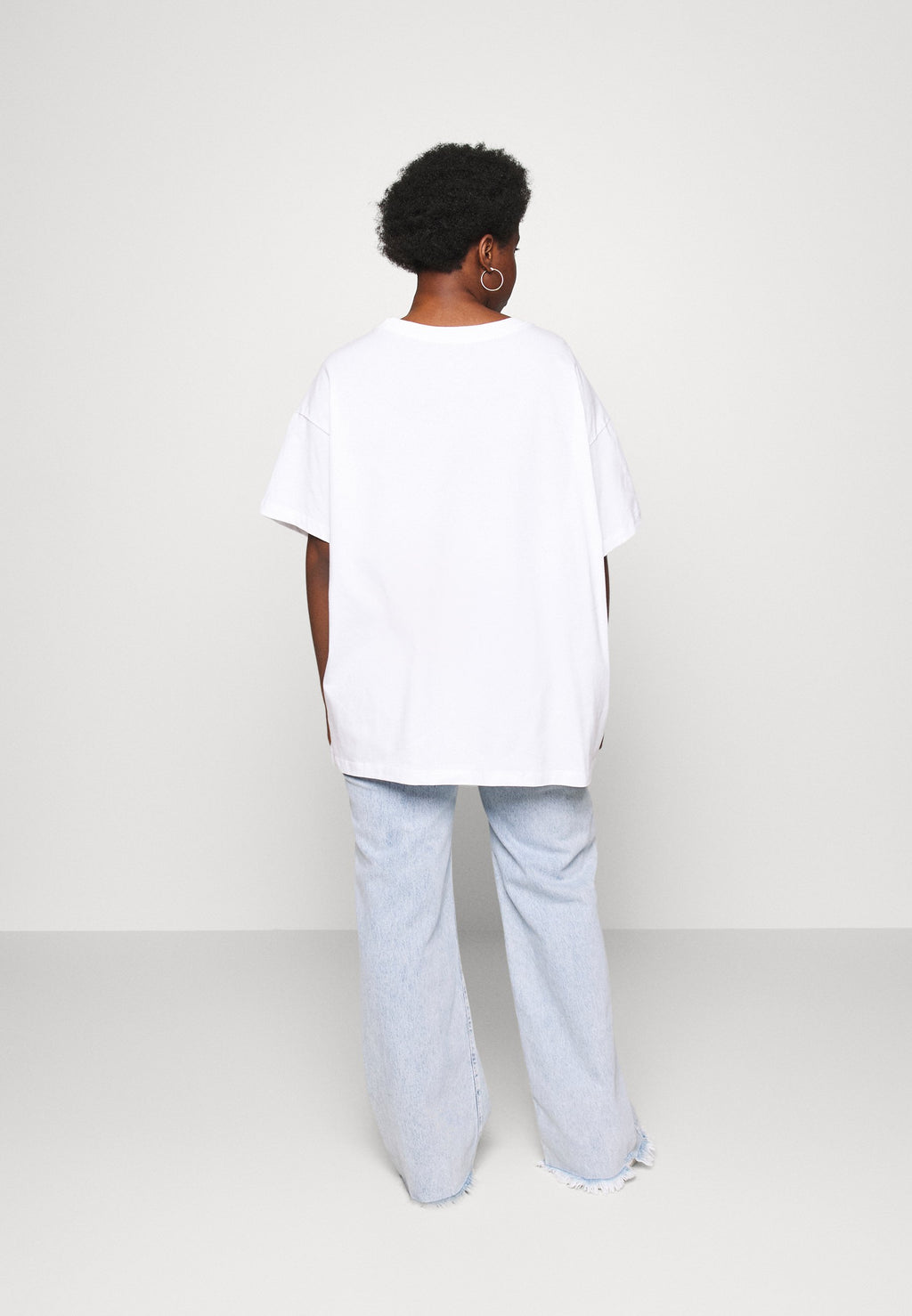 Nike Sportswear TEE