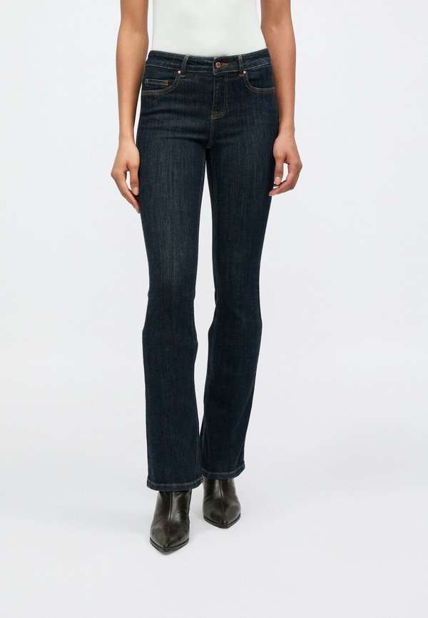 Vero Moda Flared fit VMFLASH Mid rise - Flared Jeans - dark blue denim