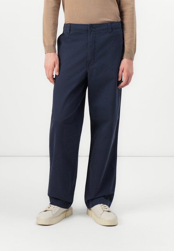 DOCKERS ALPHA LOOSE