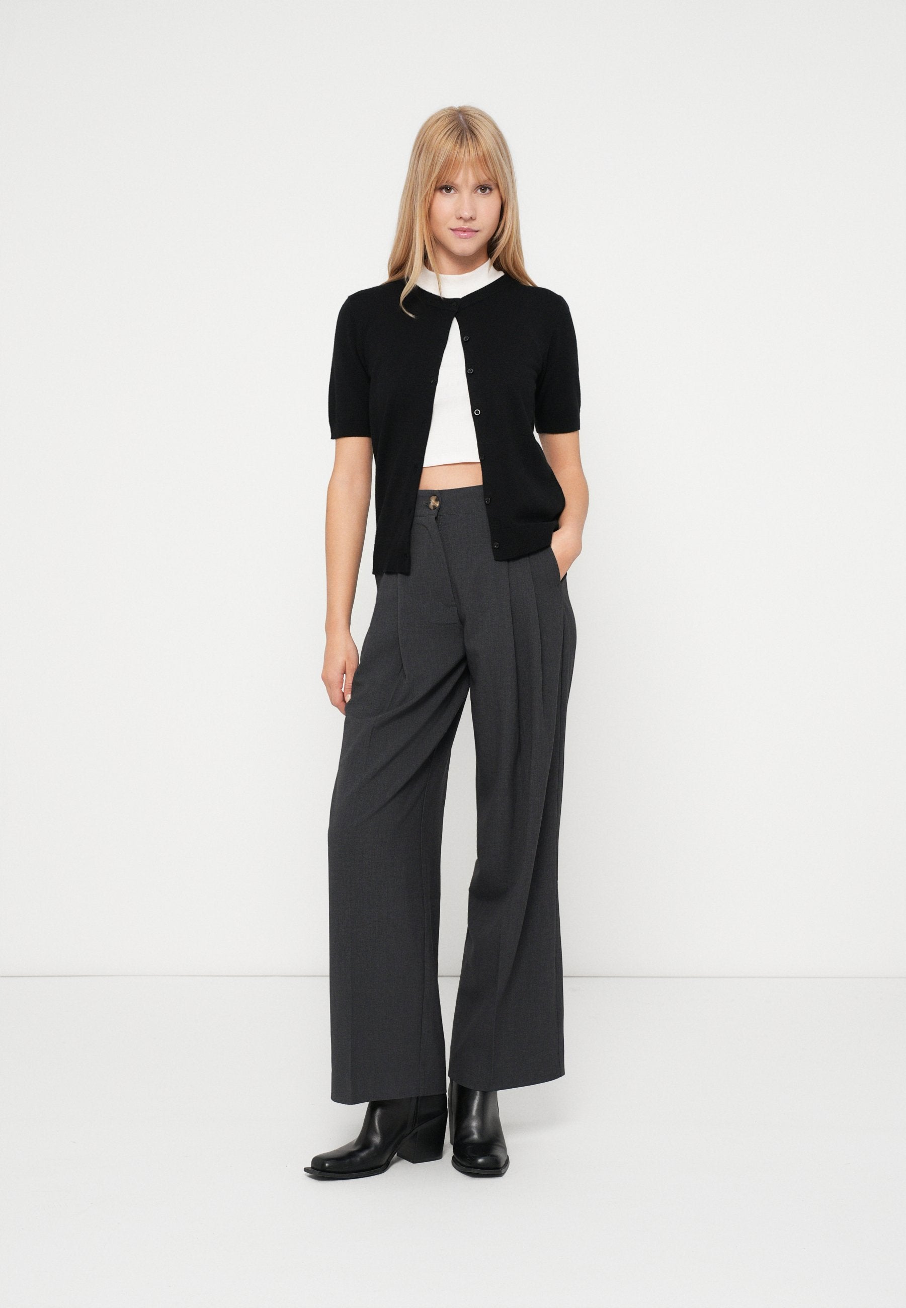 Pieces PCNORA O NECK CARDIGAN
