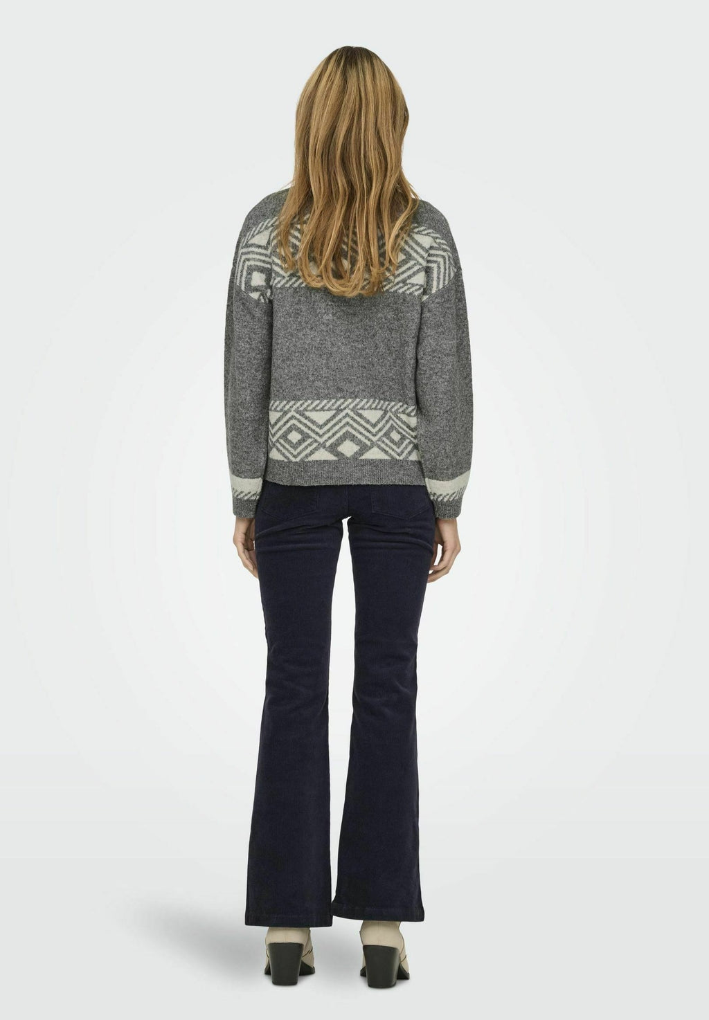 Knitted ONLVICTORIA Knitted Media 3