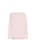Helles rosa Langarmpullover aus weichem Material. Mit rundem Halsauschnitt, überschnittenen Schultern und lockerem Sitz. Glatte Textur.