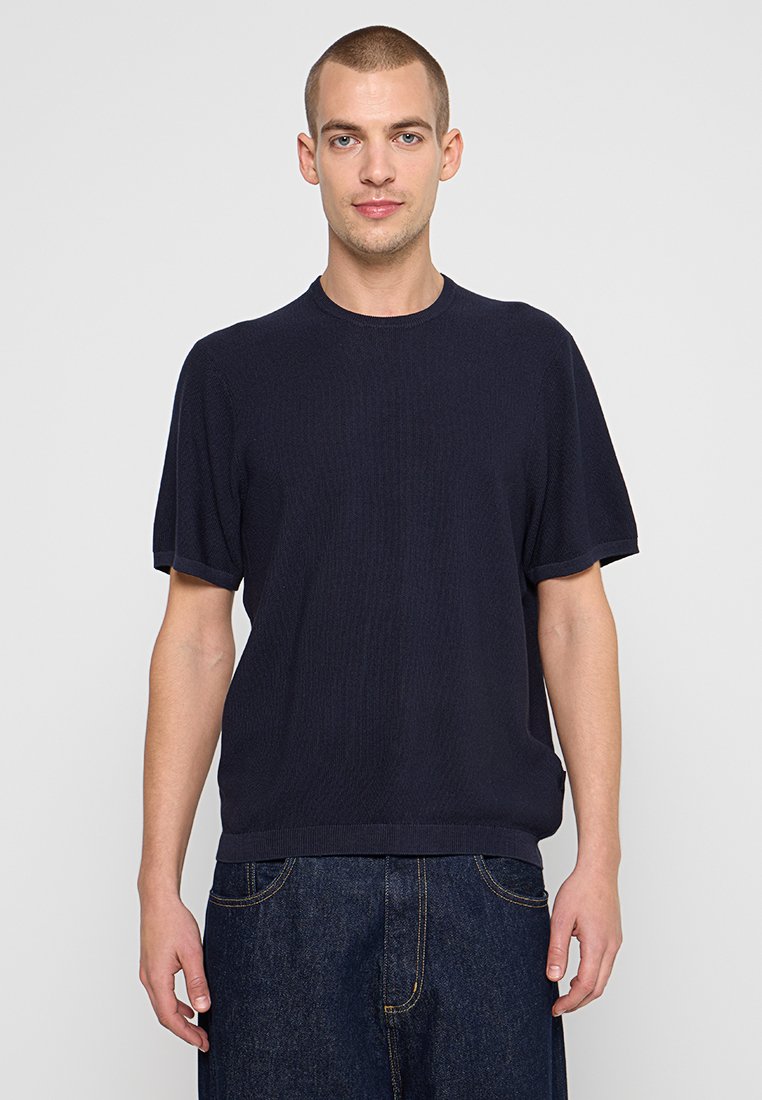 Lyle & Scott
