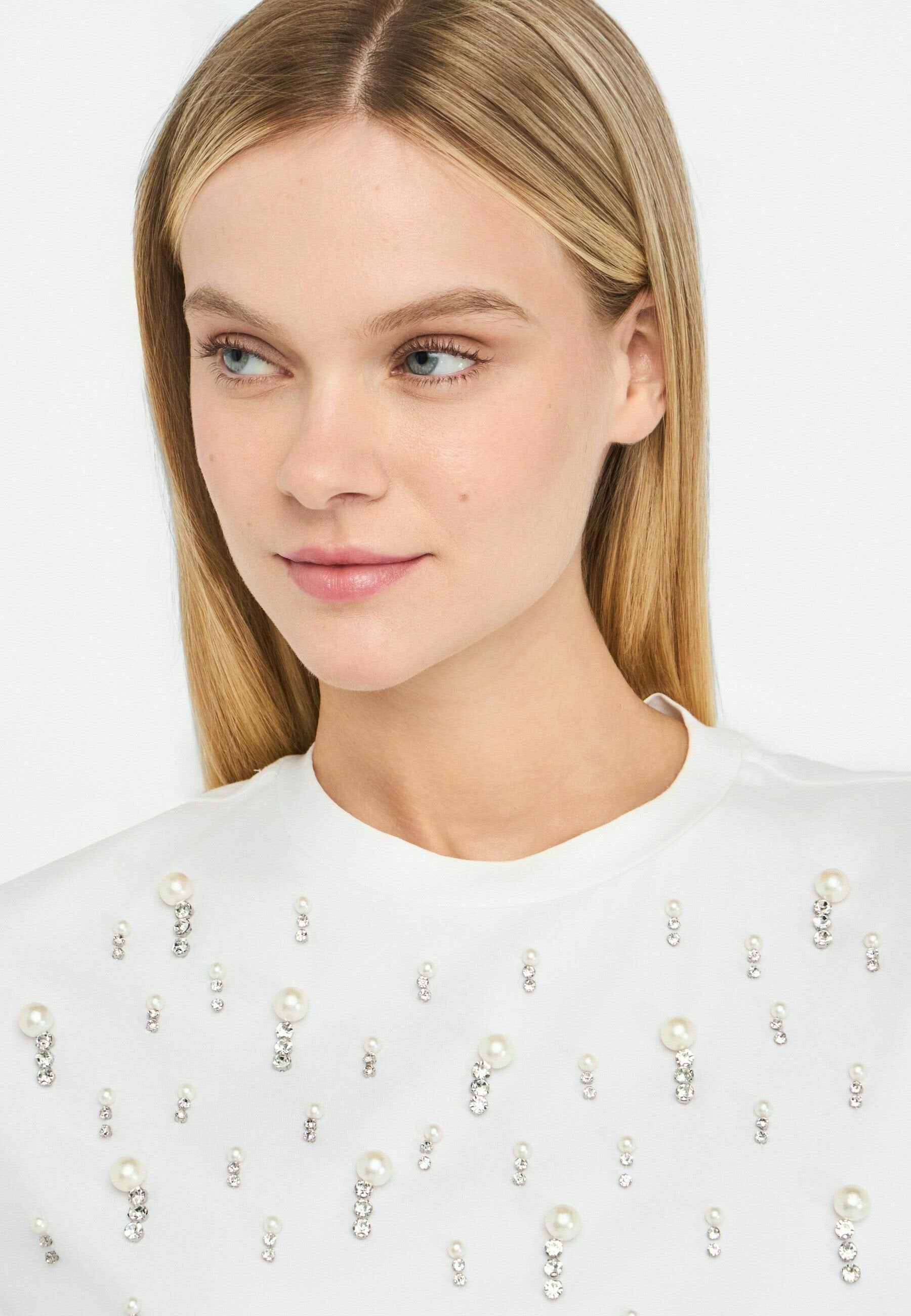 LIU JO WITH APPLIQUÉS