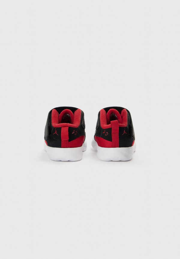 Jordan JORDAN MAX AURA 7 UNISEX