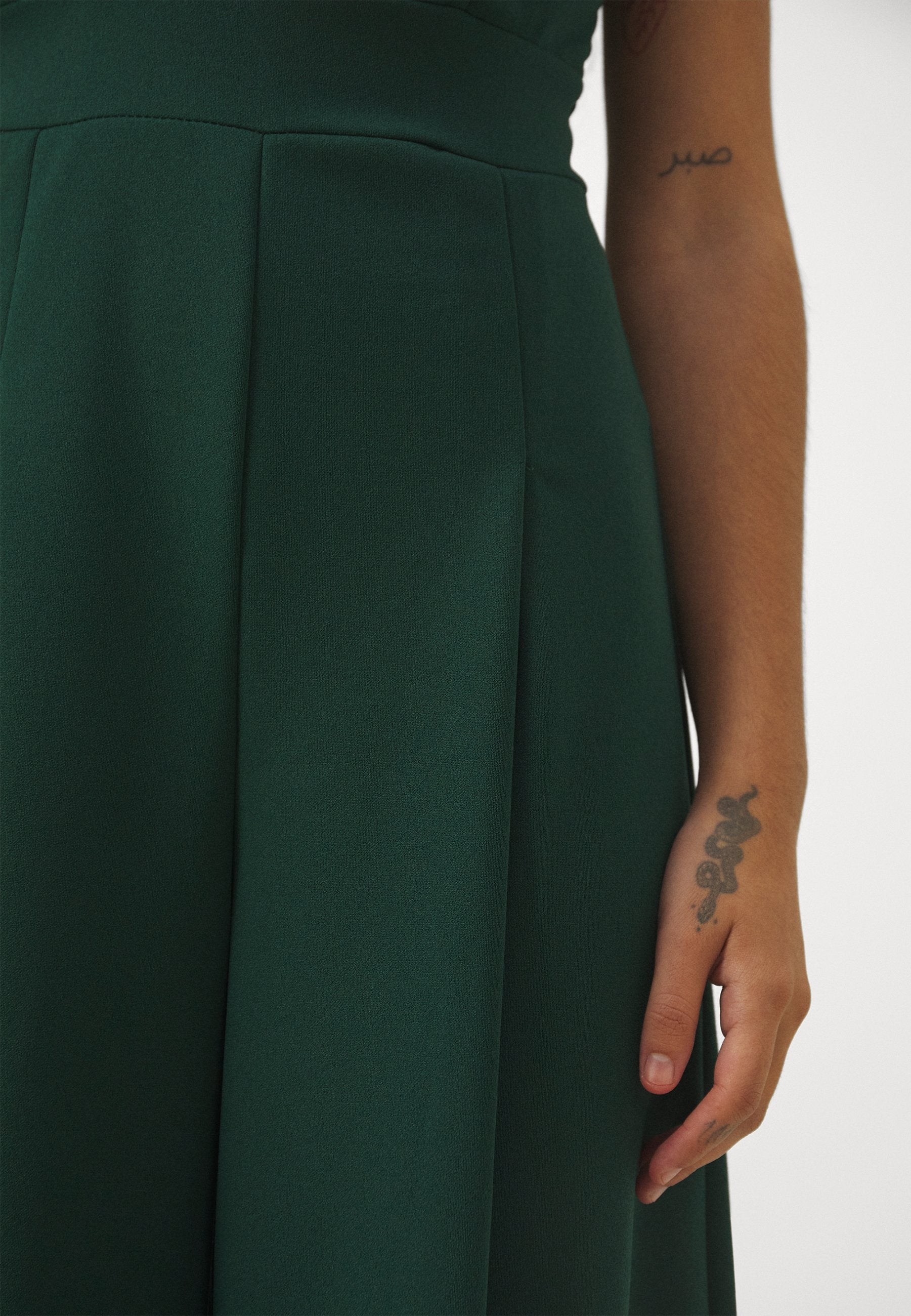 WAL G PETITE MYLA CAP SLEEVE