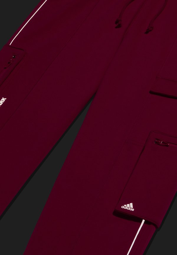 adidas Originals IVY PARK CARGO SWEAT PANTS (ALL GENDER)