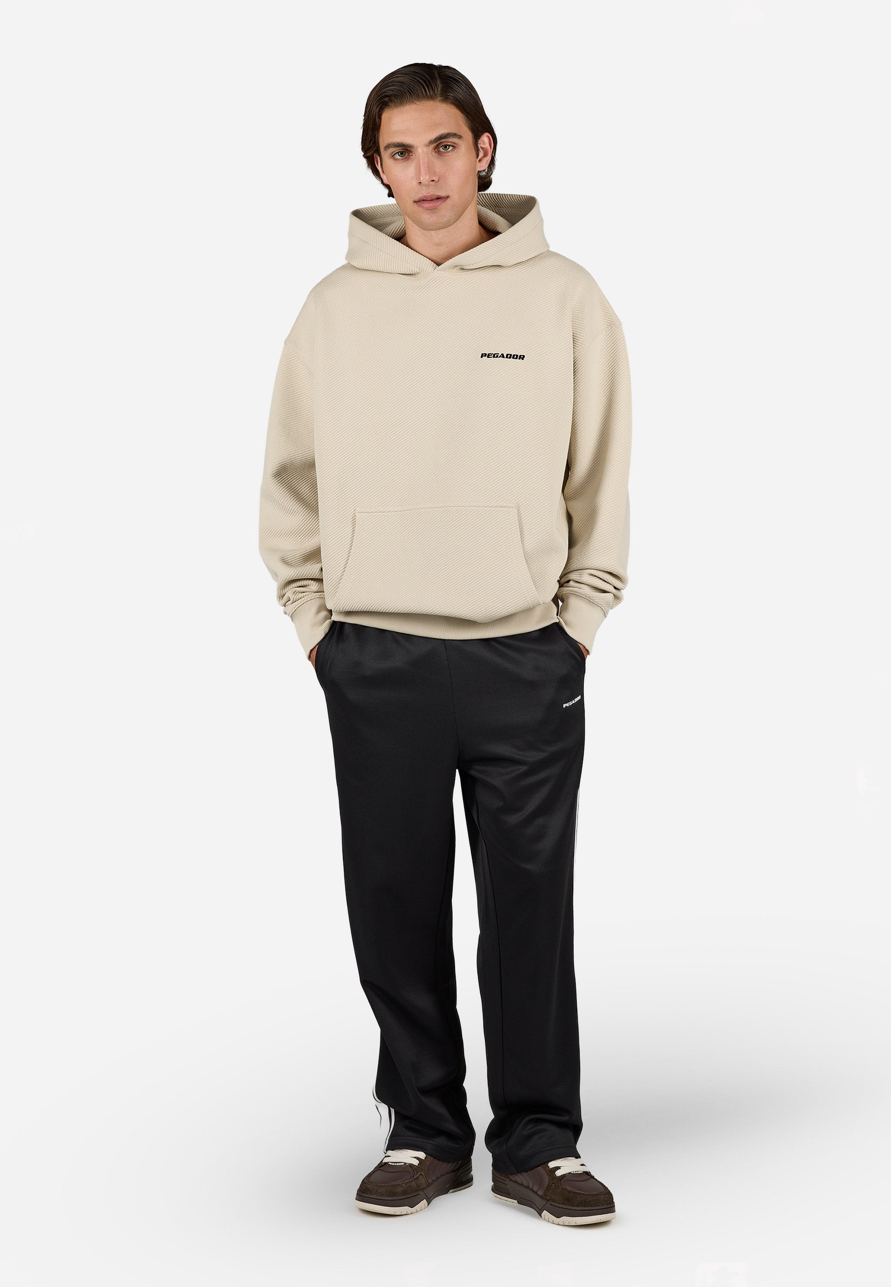 Pegador TATE STRUCTURED HOODIE