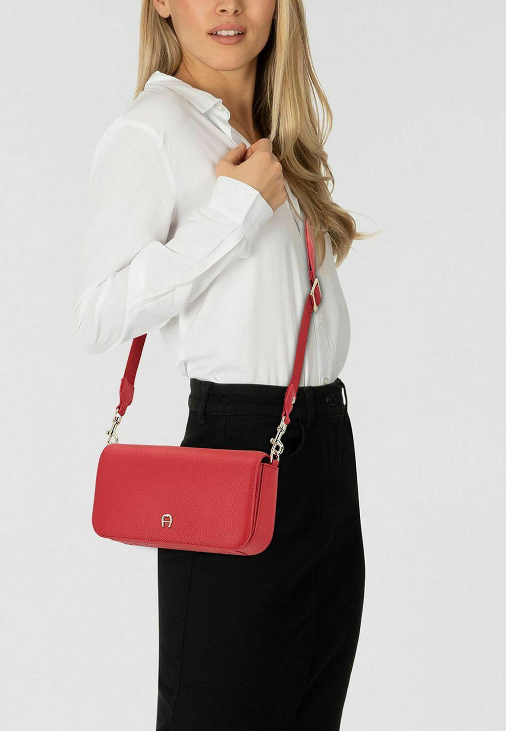 AIGNER ZITA