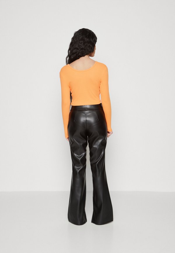 ONLY Petite ONLEASY OPEN BACK