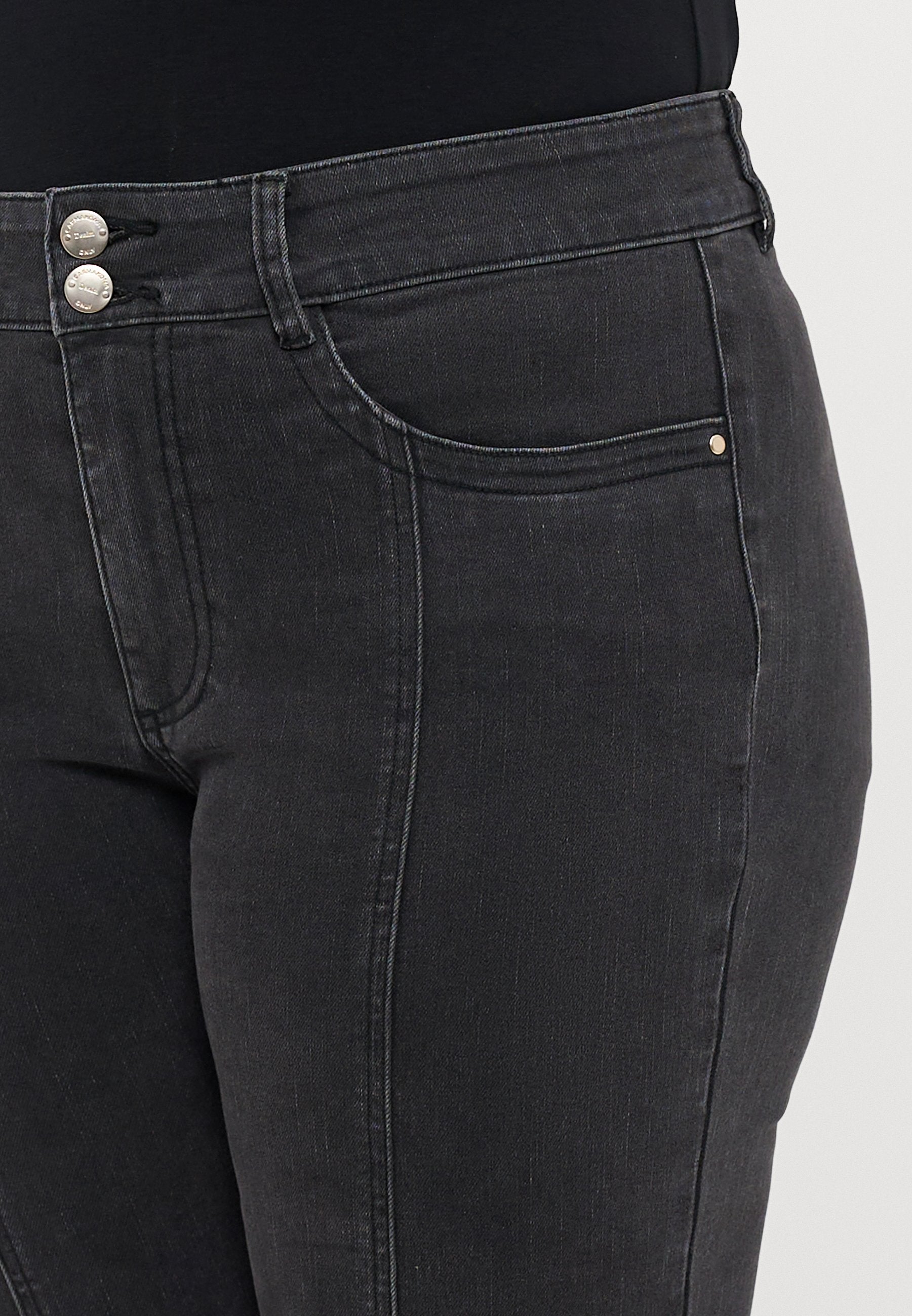 Flared fit CARSALLY Mid waist Media 6
