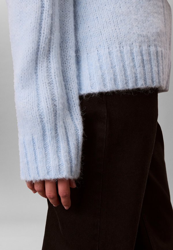 Calvin Klein BRUSHED