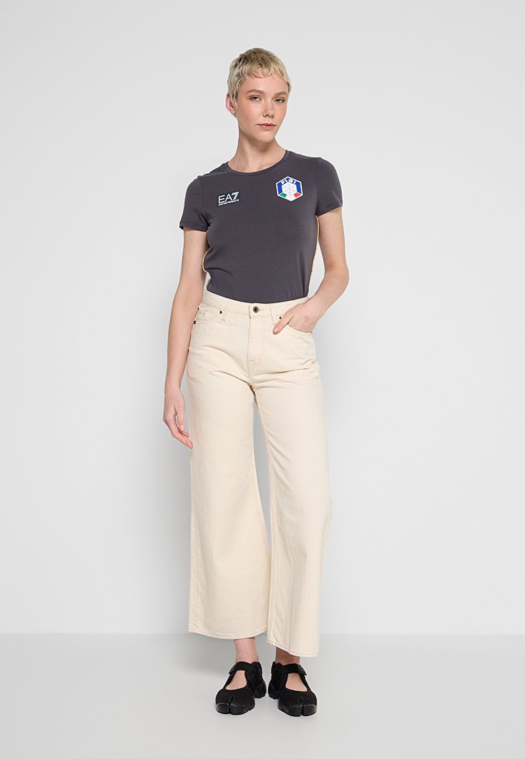 EA7 Emporio Armani T-Shirt print Media 2