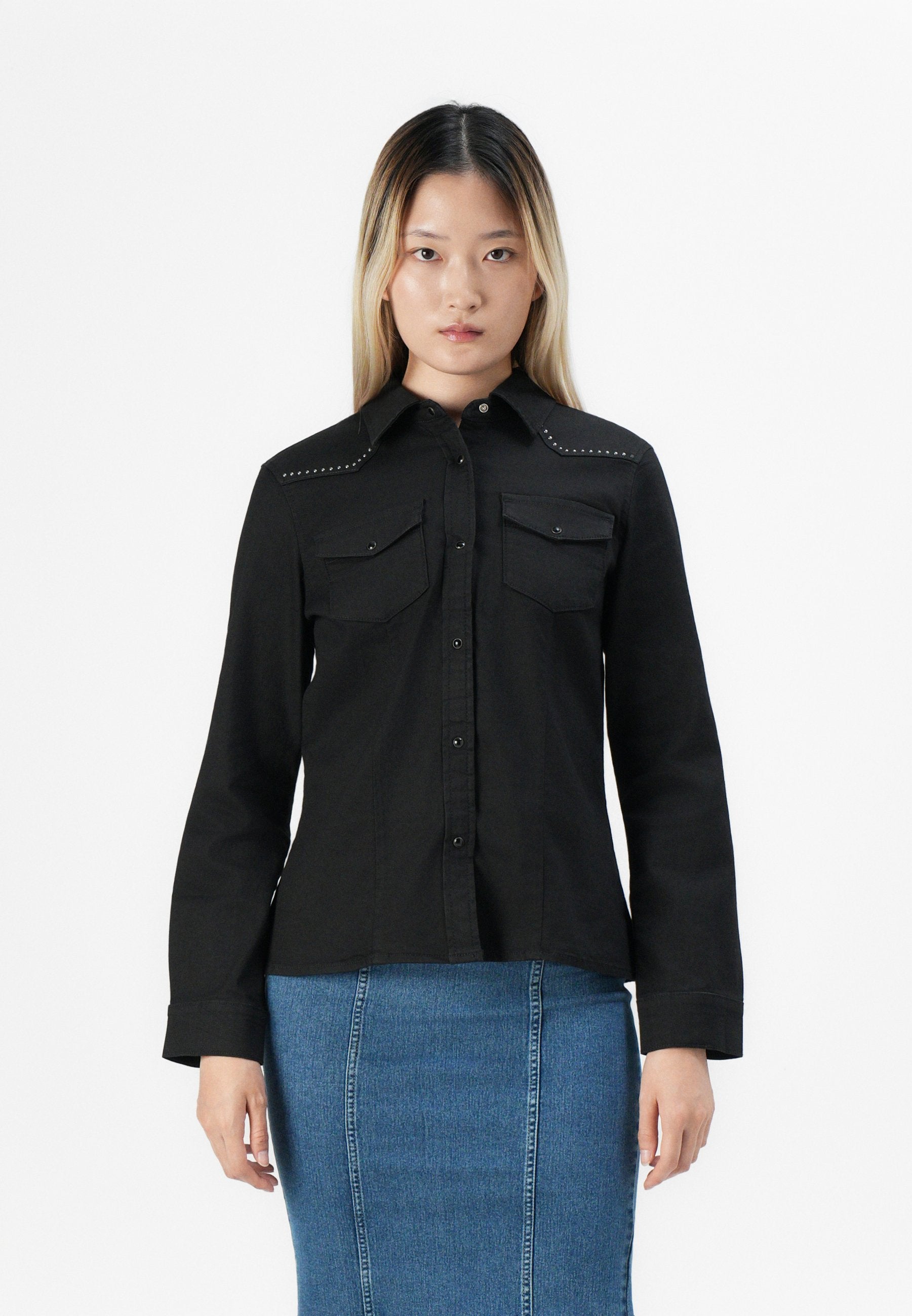 ONLSASIA FIT STUD SHIRT Media 3