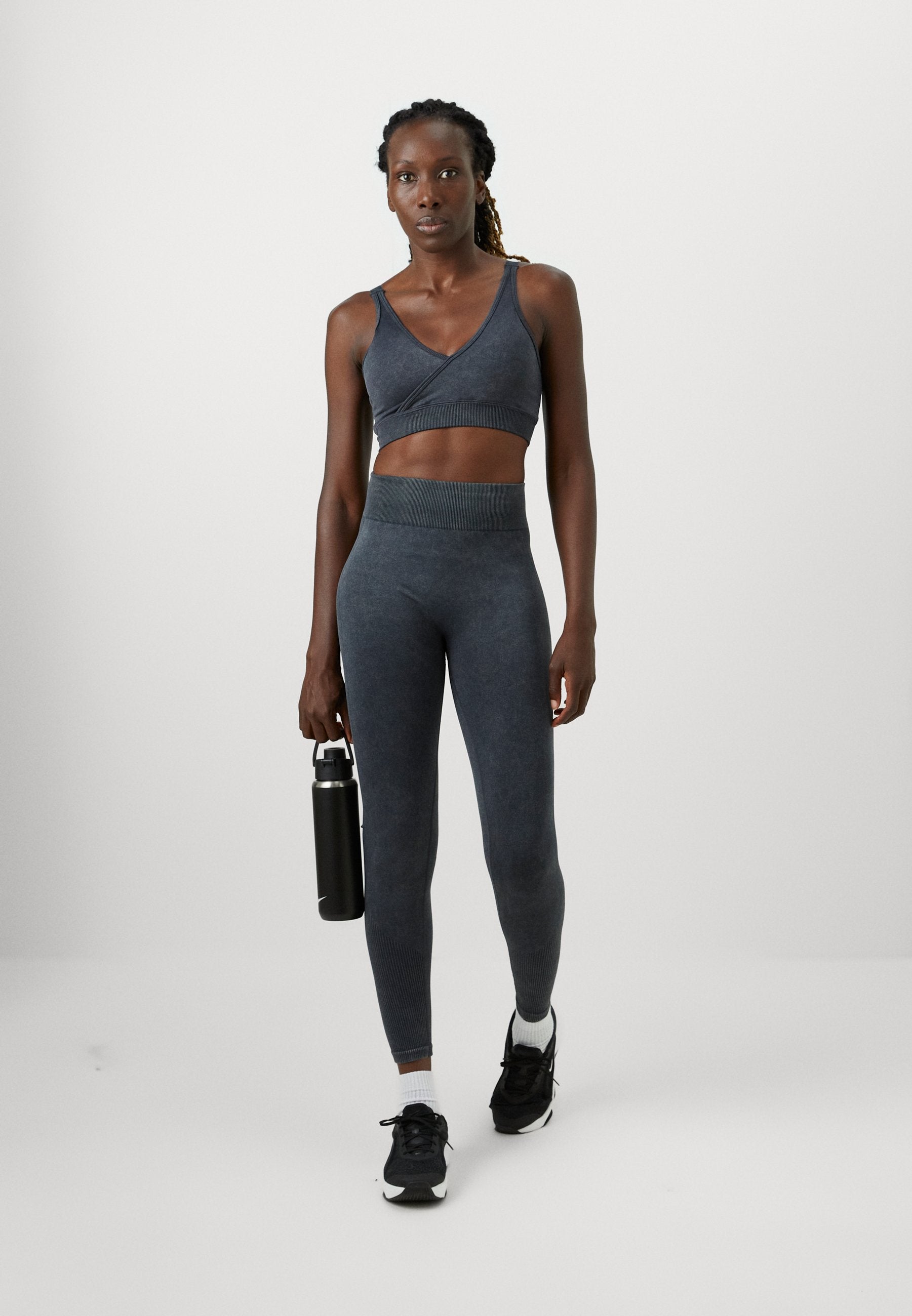 ONLY Play ONPJOA WRAP SEAM BRA