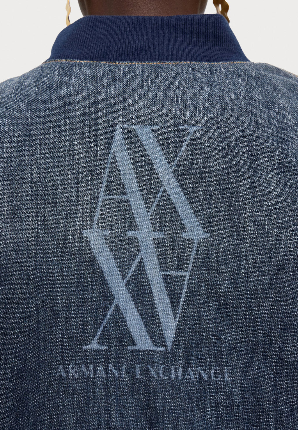 BLOUSON Media 6