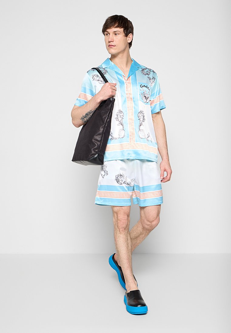 Carlo Colucci OVERSIZED