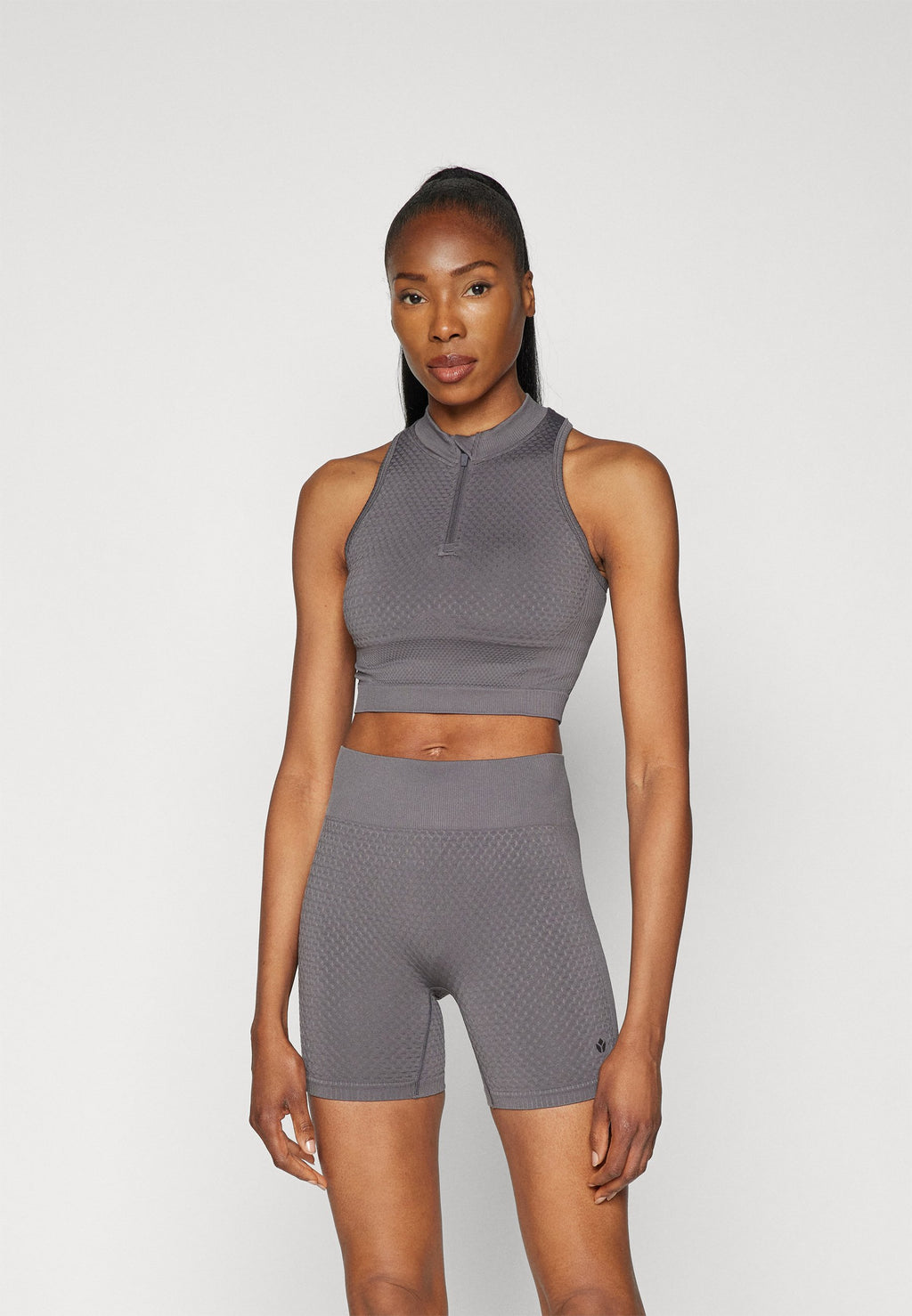 Even&Odd active CROPPED SEAMLESS SPORTS VEST WITH 1/4 ZIP AND RACER BACK