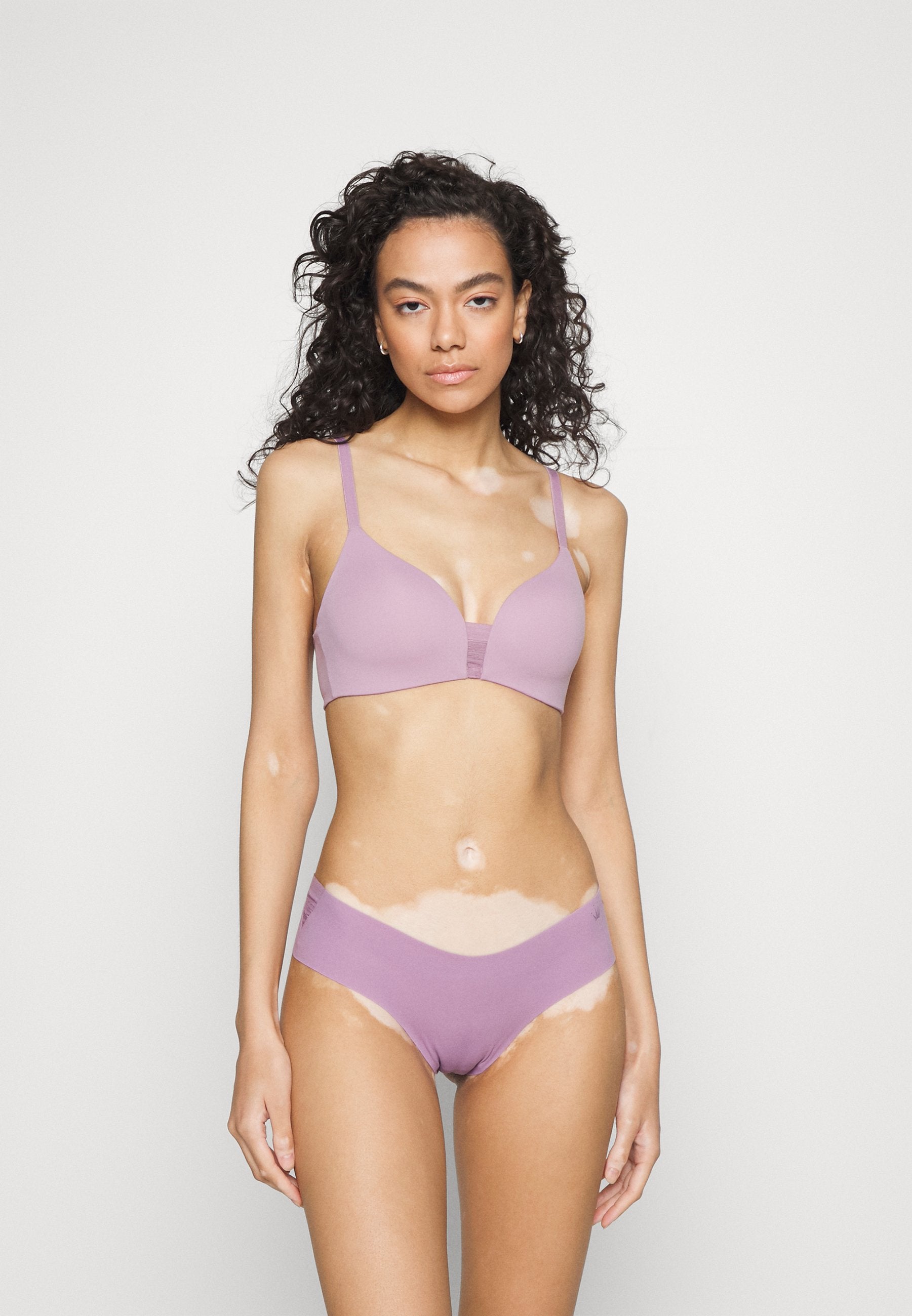 Triumph FLEX SMART HIGHLEG BRAZILIAN