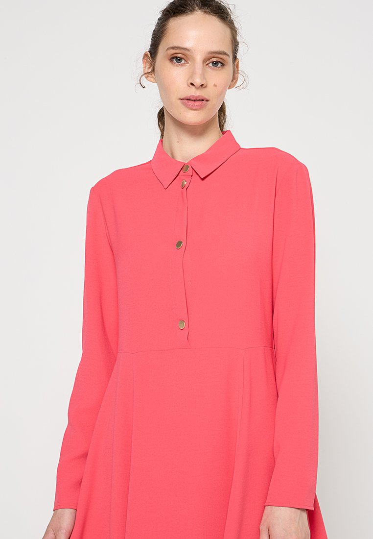 Armani Exchange Blusenkleid Media 4