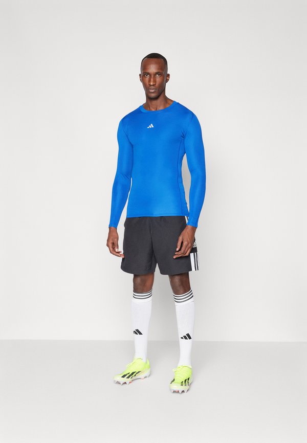 adidas Performance TECHFIT LONGSLEEVE T-SHIRT MEN