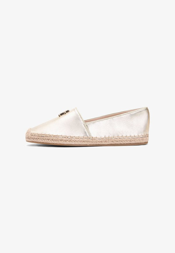 Tommy Hilfiger TH MONOGRAM METALLIC LEATHER ESPADRILLES - Espadrilles - gold-coloured