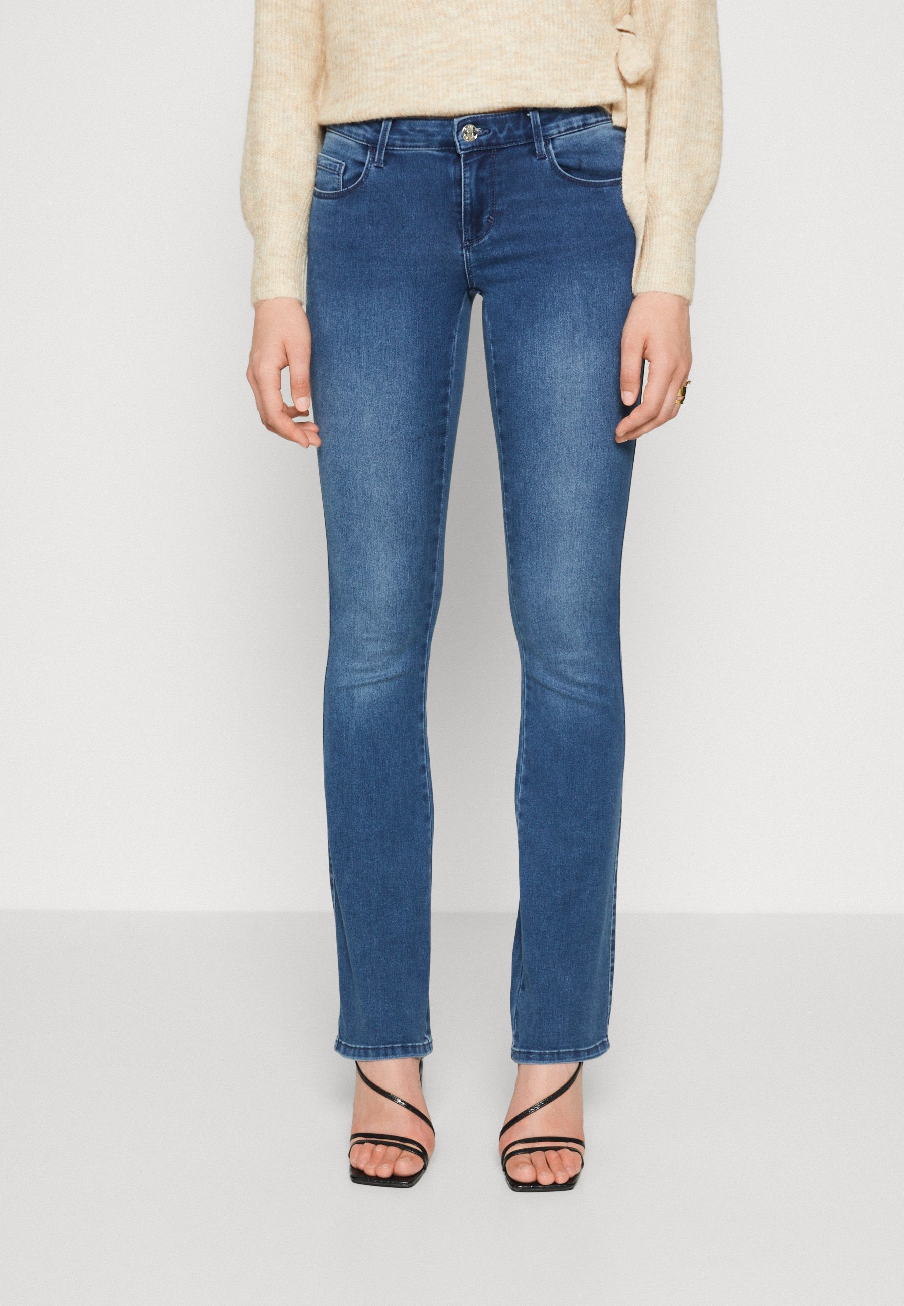 ONLROYAL LOW WAIST SWEET Media 3