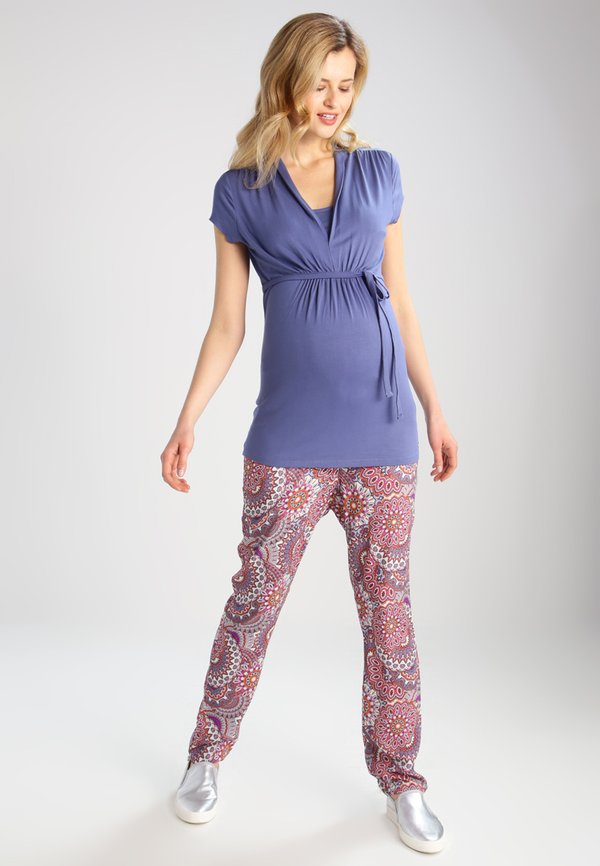 Esprit Maternity