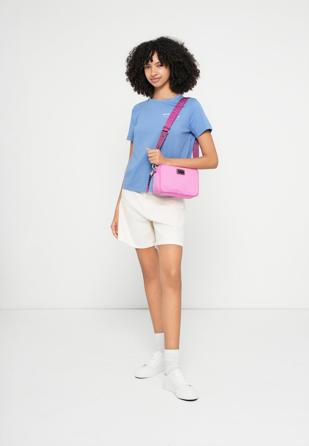 Mandarina Duck STYLE