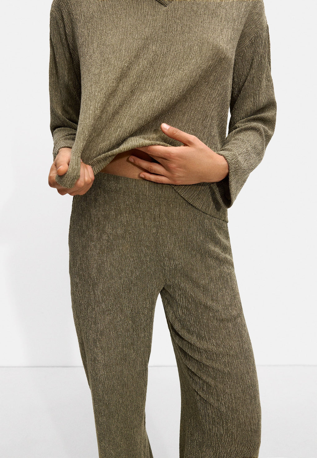 PARFOIS TEXTURED WITH ELASTIC WAISTBAND