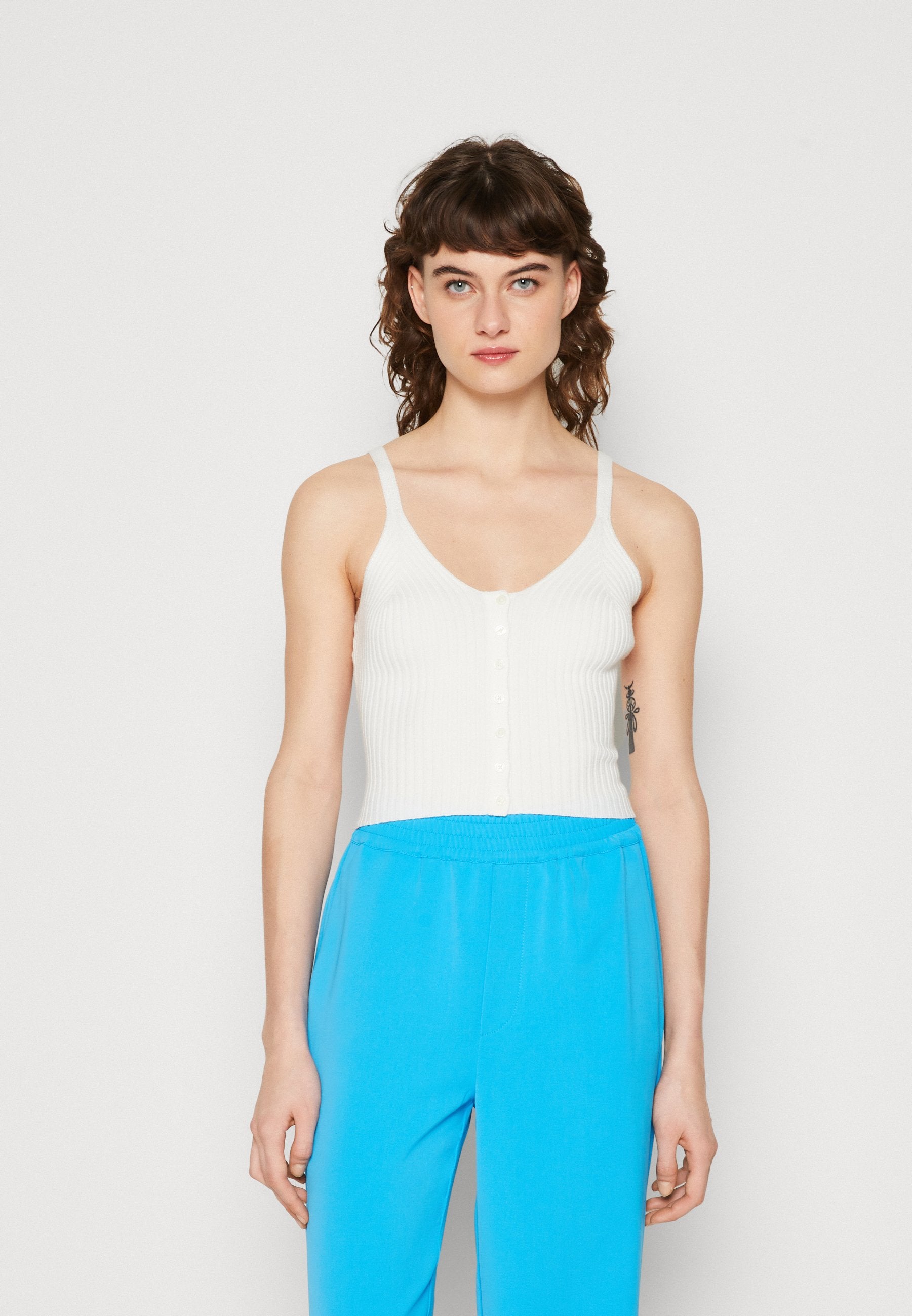aerie FRONT CAMI