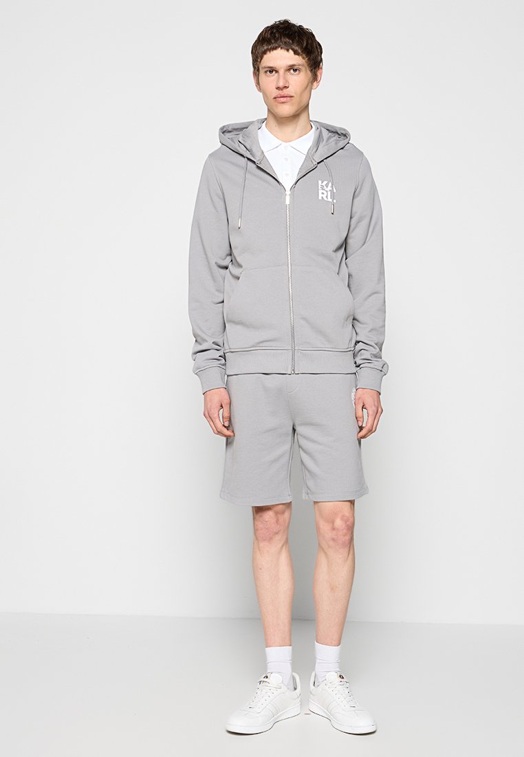 KARL LAGERFELD Shorts Media 2