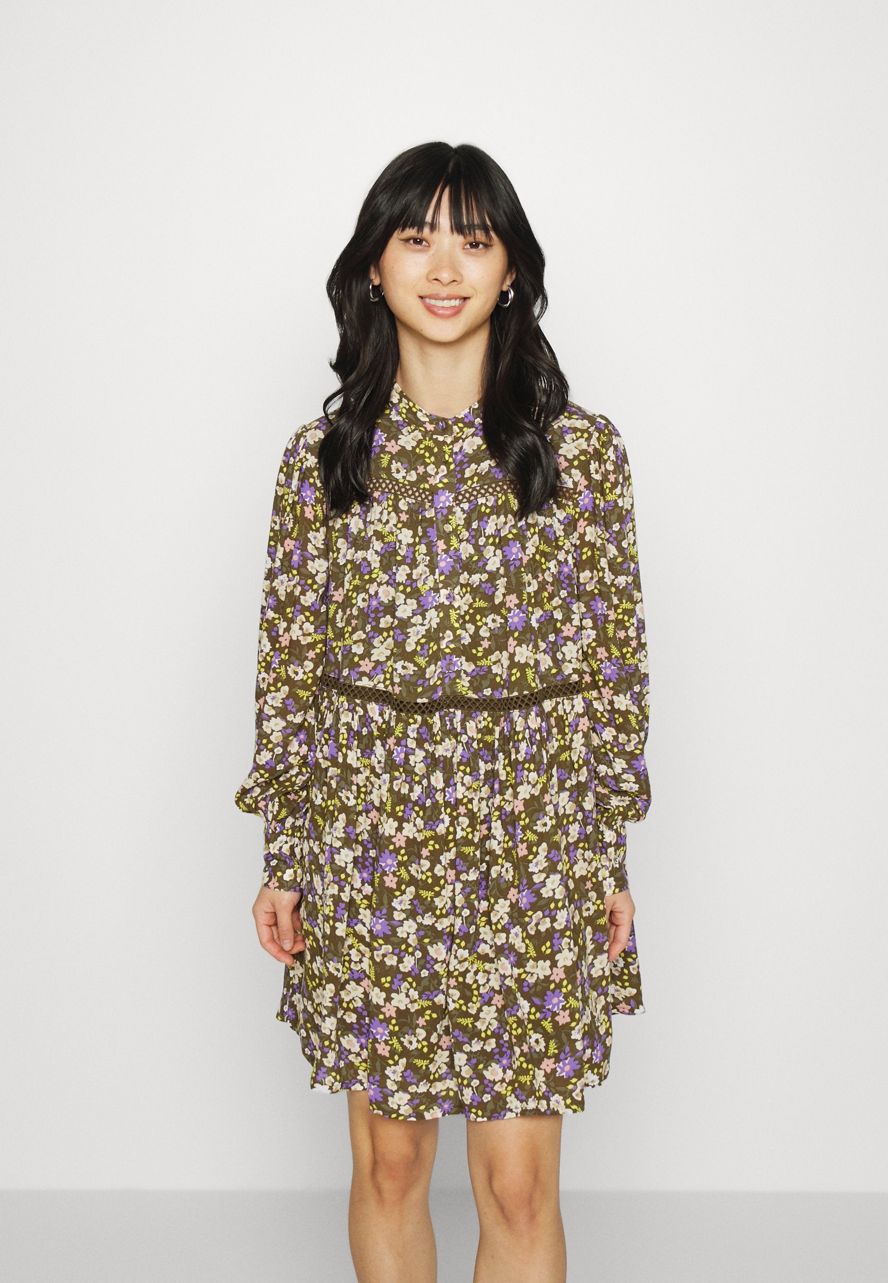 YAS Petite YASRUBERTA DRESS