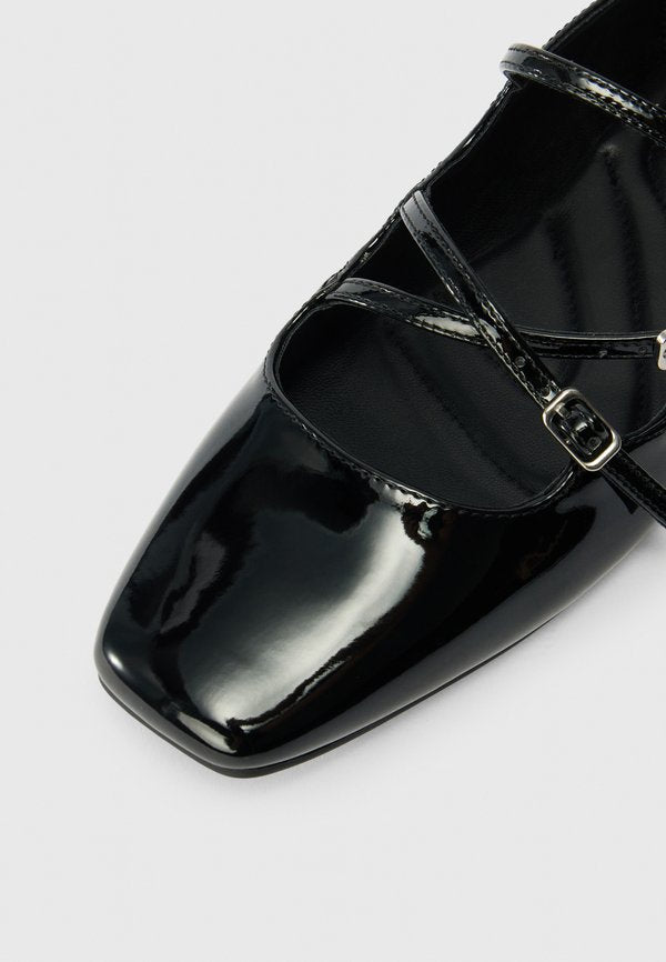 Steve Madden ROREE