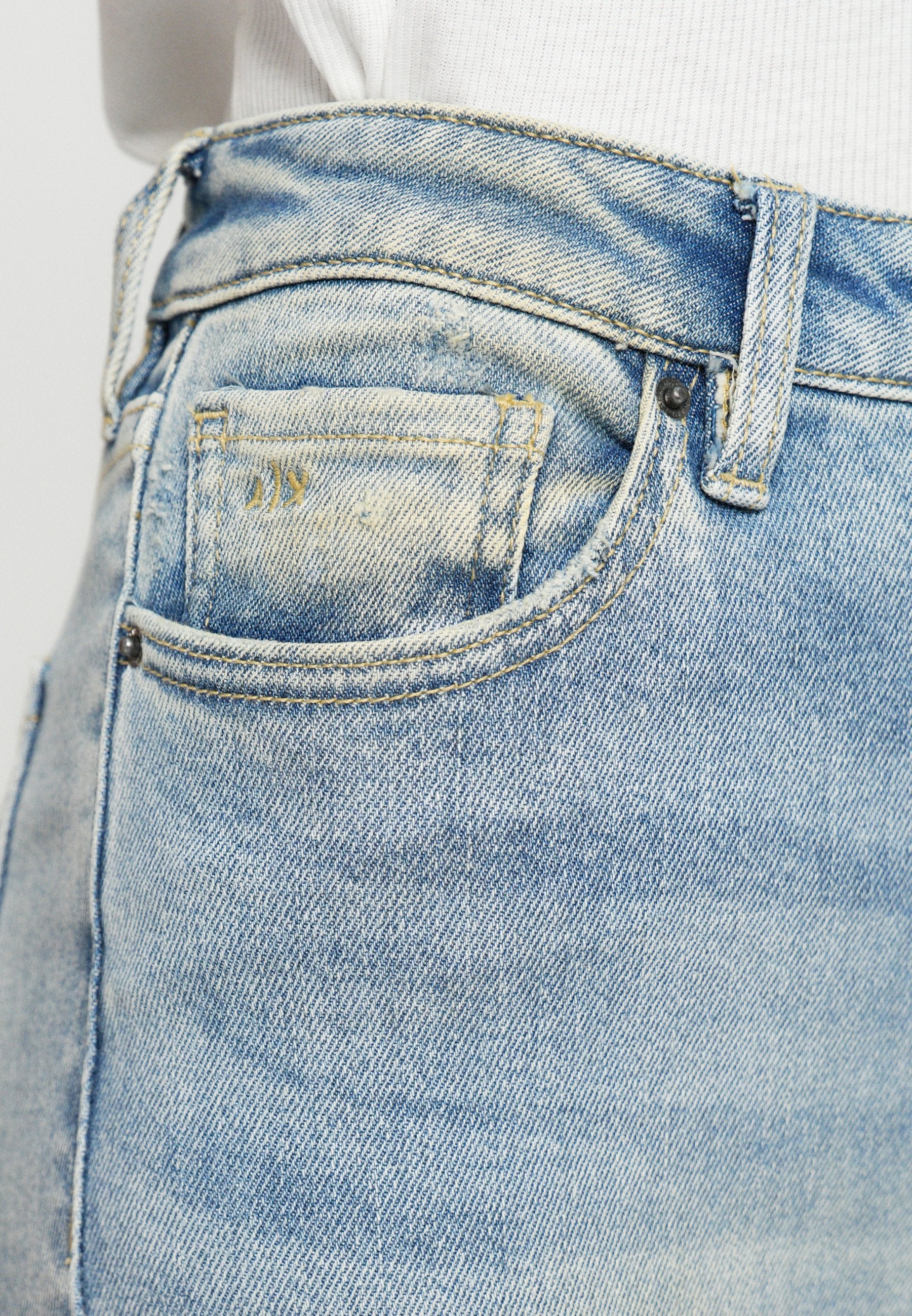 Armani Exchange Jeans Skinny Fit Media 6