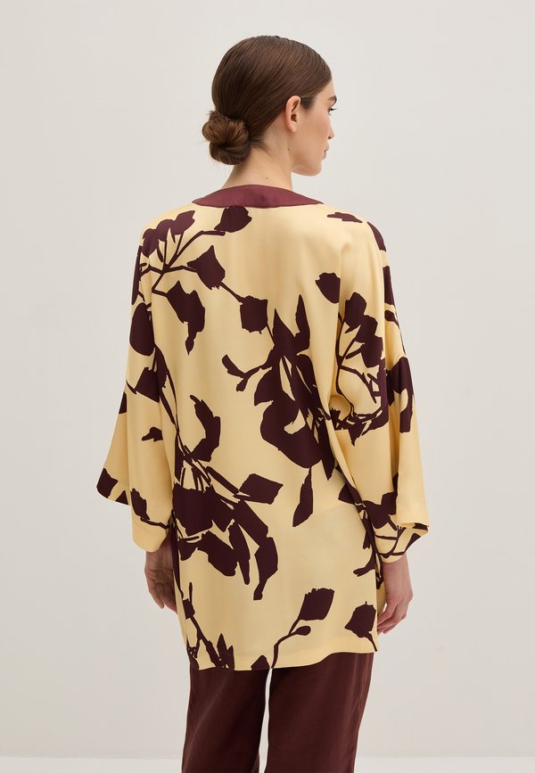 Stefanel OPEN KIMONO WITH PATTERN