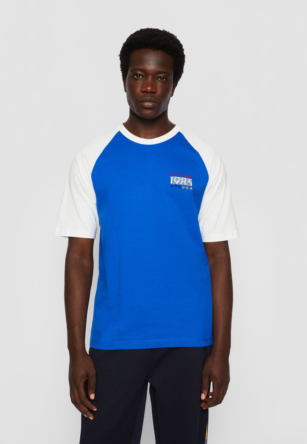 EXCLUSIVE HILFIGER TEAM KIT Media 4