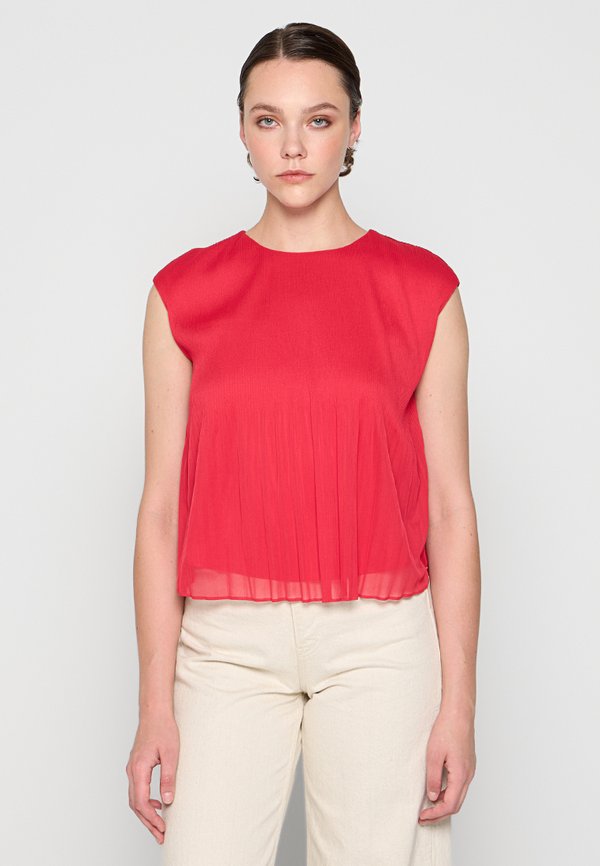 Armani Exchange