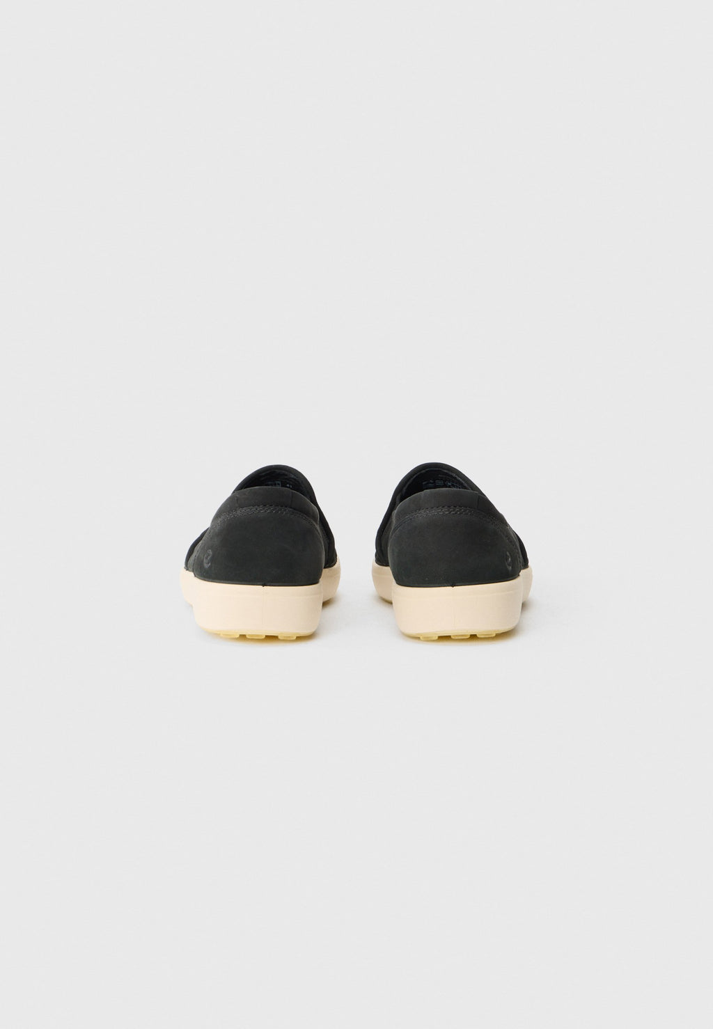 ECCO Slipper Media 3