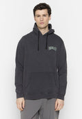 Dunkelgrauer Kapuzenpullover mit einer Fronttasche und einem gestickten Logo in hellgrün auf der Brust. Weicher Stoff mit sichtbaren Nähten.