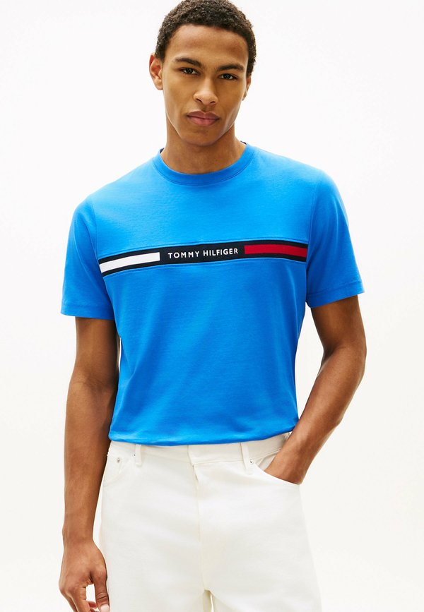 Tommy Hilfiger HILFIGER CHEST INSERT TEE - Print T-shirt - blue orbit