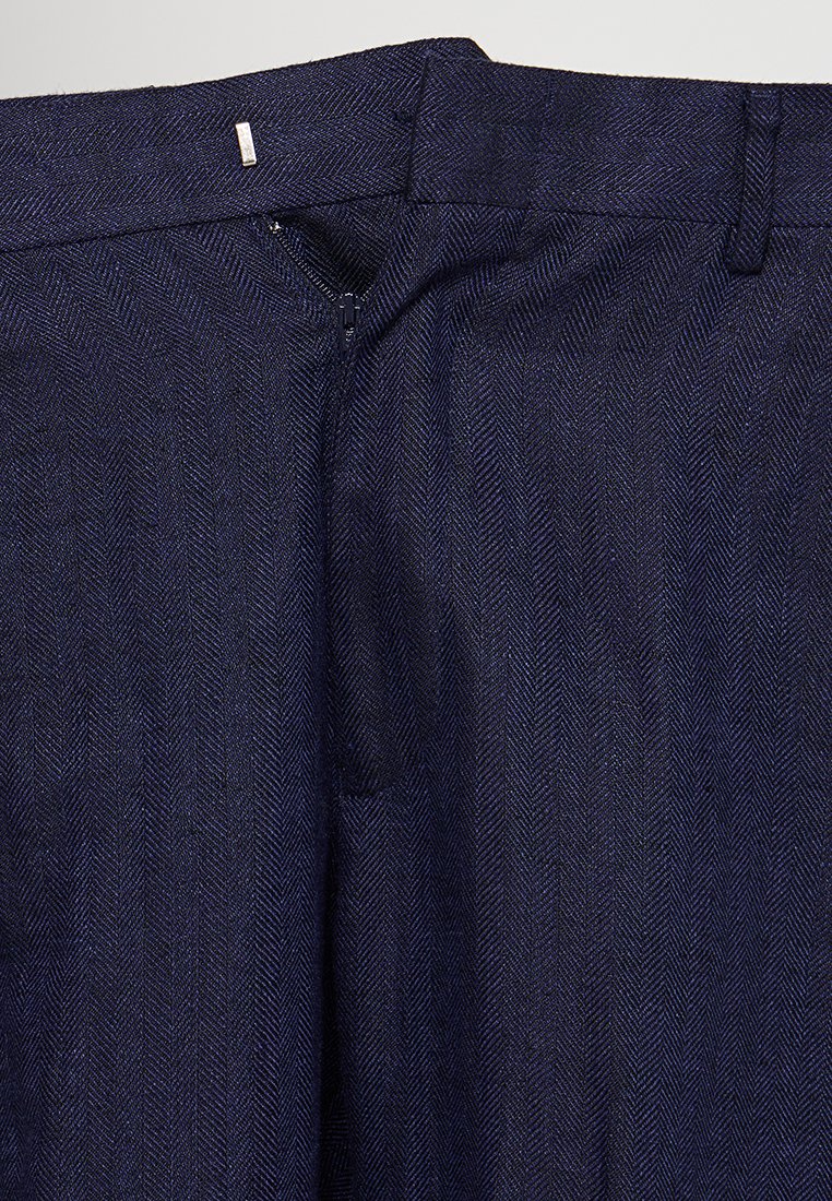 Michael Kors SLIM FIT