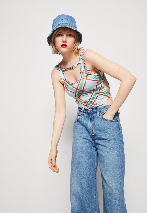 Neon & Nylon AUDREY CUTOUT BUCKLE