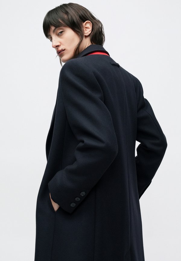 MAX&Co. RIDENTE